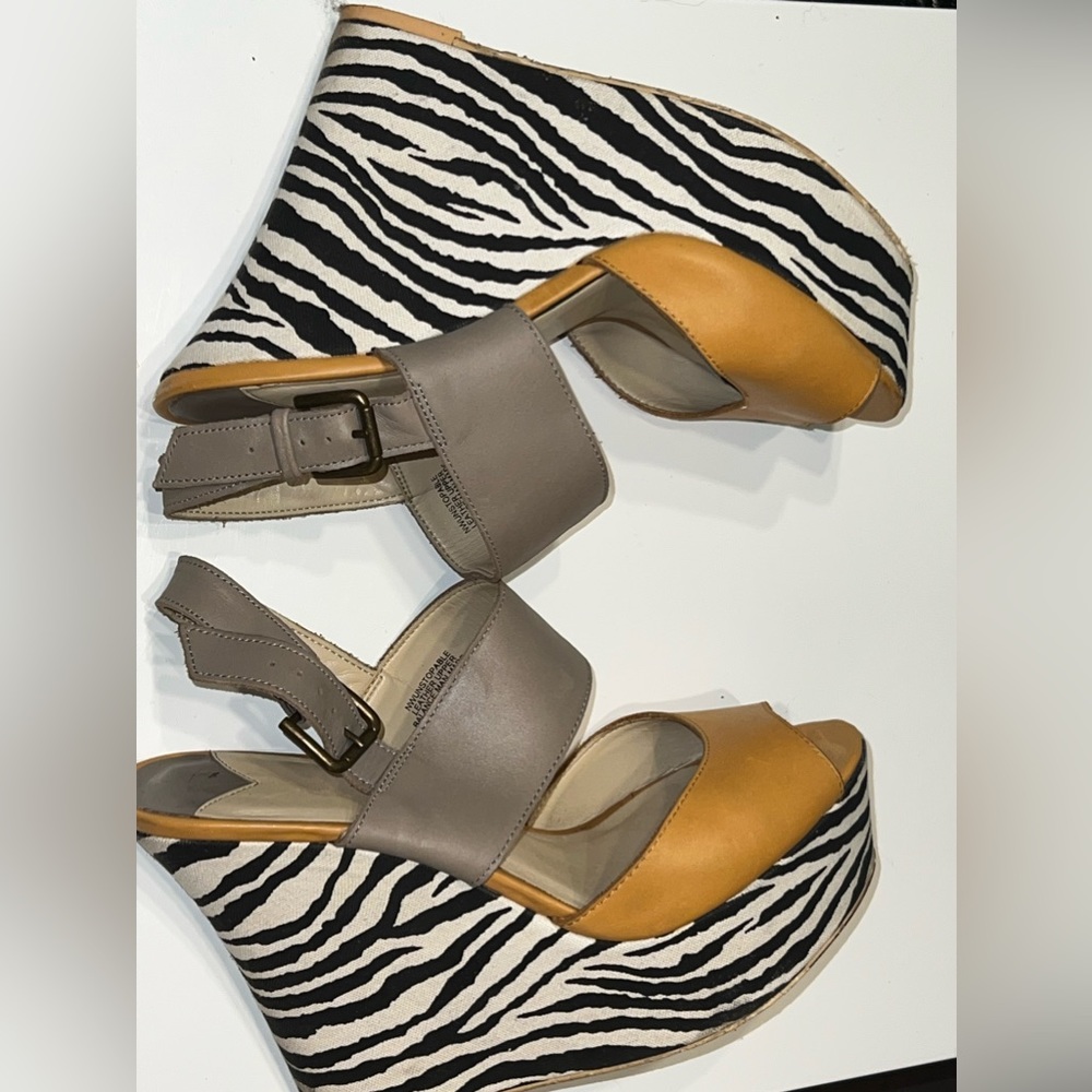 Nine West Platform Wedge Sandals - 9m
